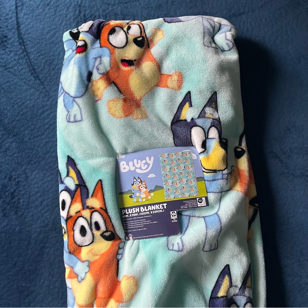 Bluey Throw - Picture 4 of 4